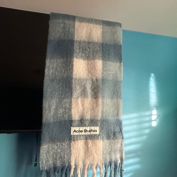 Acne Studios Scarf - Picture 1 of 2